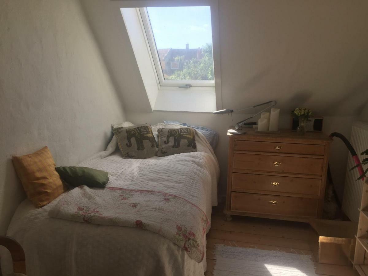 Jette'S Vaerelsesudlejning Apartamento Rudkøbing Exterior foto